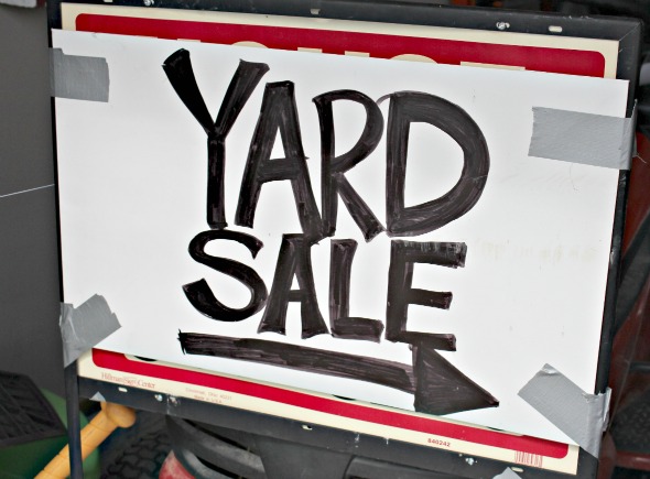 how to organize yard sale items yard sale sign