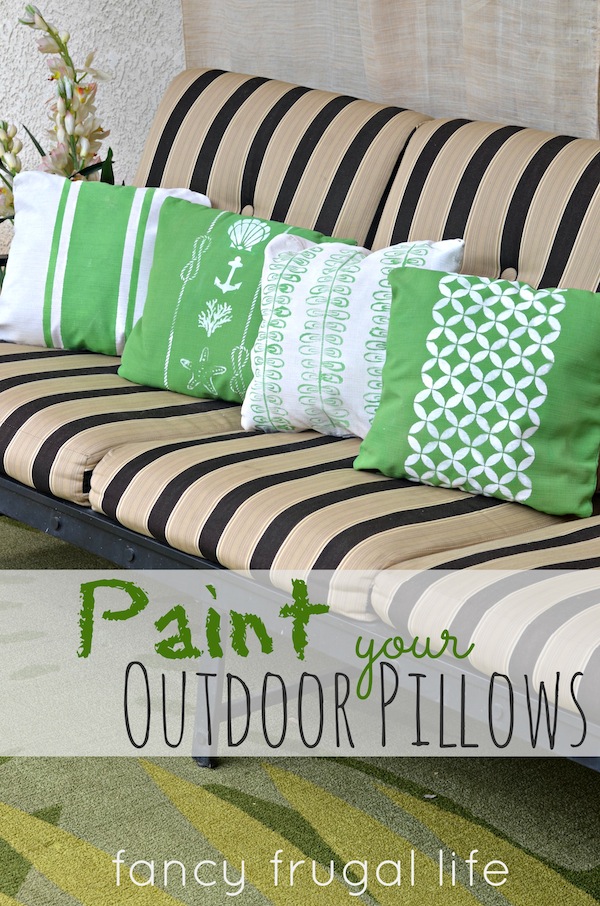 how-to-paint-your-outdoor-pillows